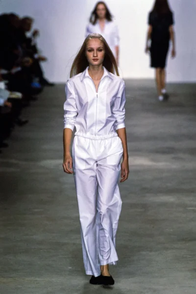 Look 11